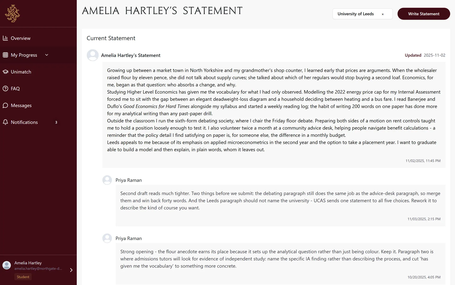 Personal statement editor with threaded counsellor feedback comments below the draft